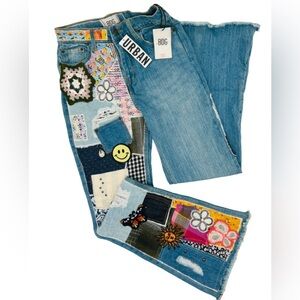 BDG RARE Urban Outfitters Patch Flare Denim Jeans 27 NWT